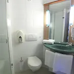 Brit Hotel