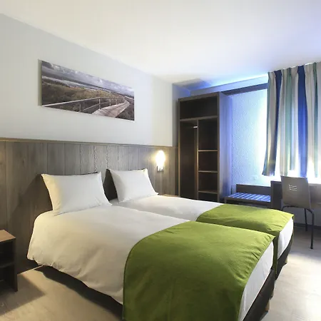 Brit فندق كاليه