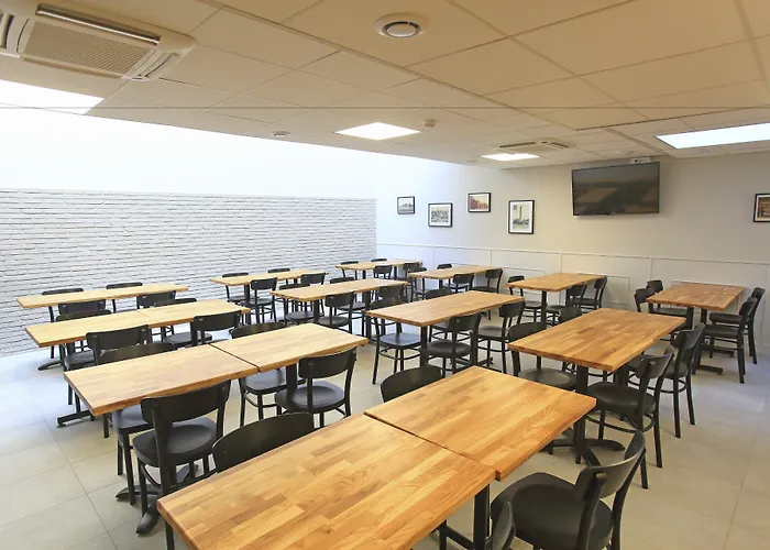 Brit Ξενοδοχείο 3*